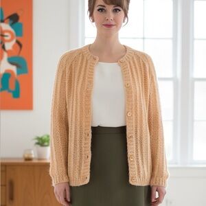 Filor Vintage Cozy Peach Cardigan Sweater